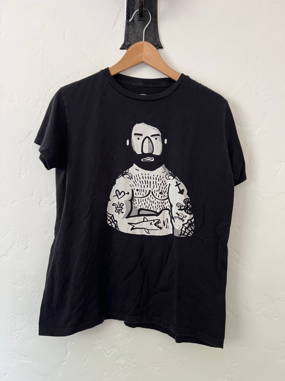 Black Graphic Tattoo-Print Men’s T-Shirt